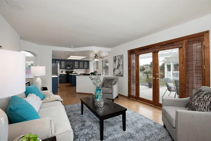 345 Lustrosos St, Oceanside, California 92057