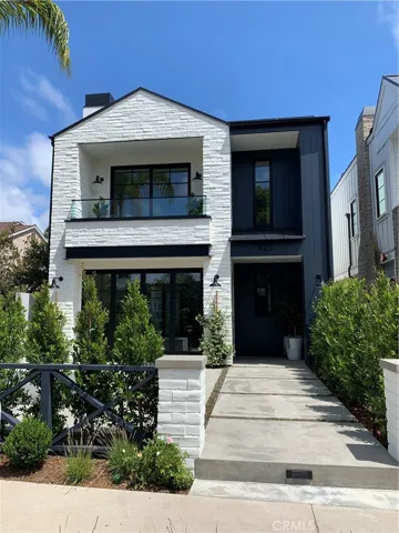 422 Orchid Avenue 1/2, Corona Del Mar, California 92625