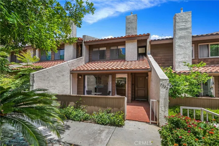 Welcome Home to 7322 Bright Ave F!