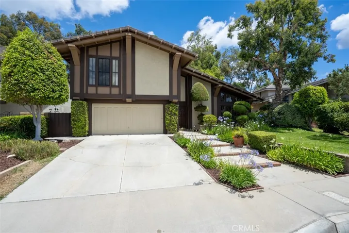 550 S Paseo Lucero, Anaheim Hills, California 92807