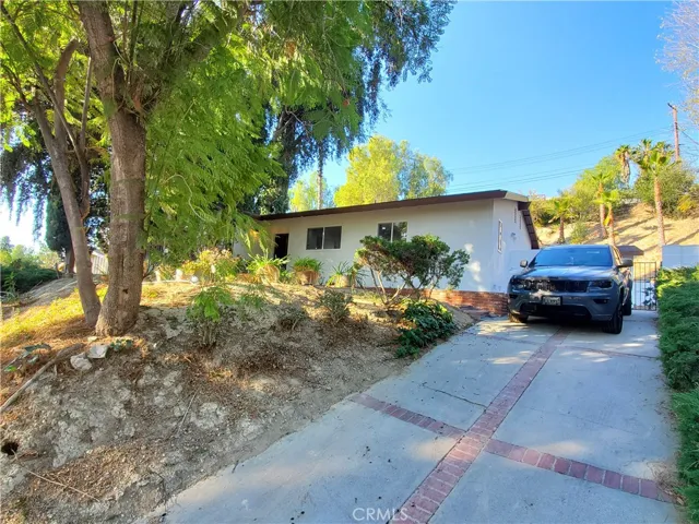 8451 Rudnick Avenue, West Hills, California 91304