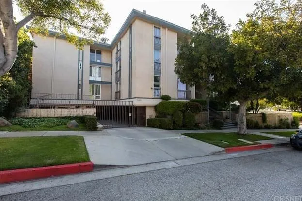 5650 Cambridge Way 4, Culver City, California 90230