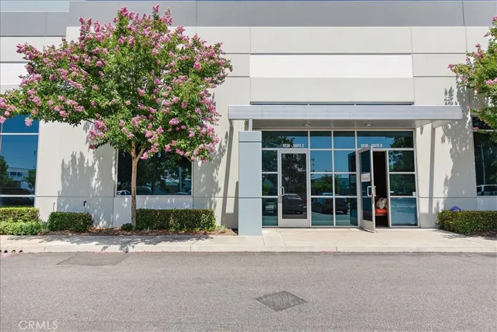 6236 River Crest Drive C, Riverside, California 92507