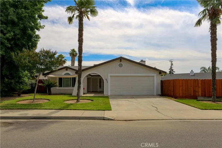 820 Gill Way, Chowchilla, California 93610