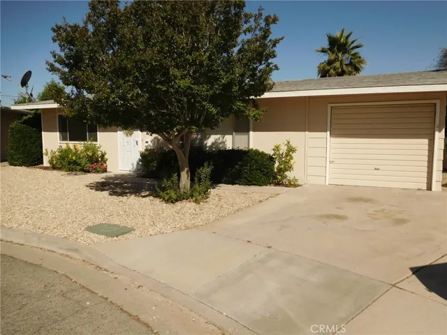 861 S Alessandro Street, Hemet, California 92543