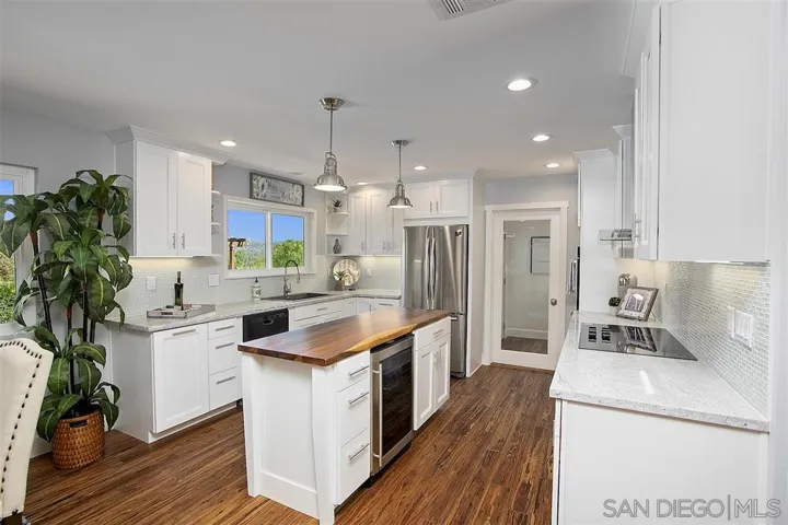 1035 Olive Ave, Ramona, California 92065