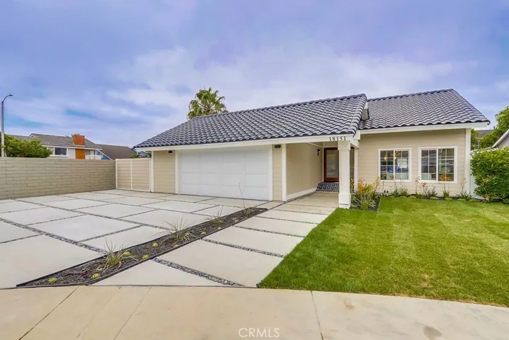 18151 Brentwell Circle, Huntington Beach, California 92647