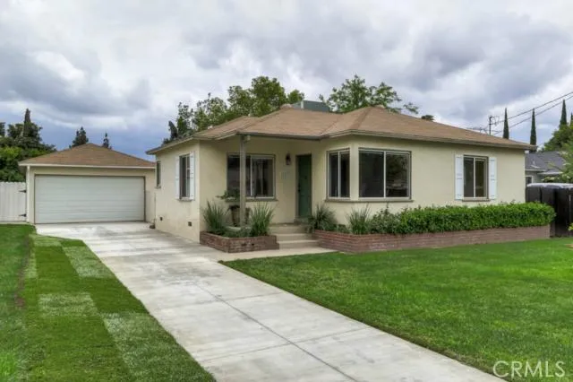 25831 Lomas Verdes Street, Redlands, California 92373