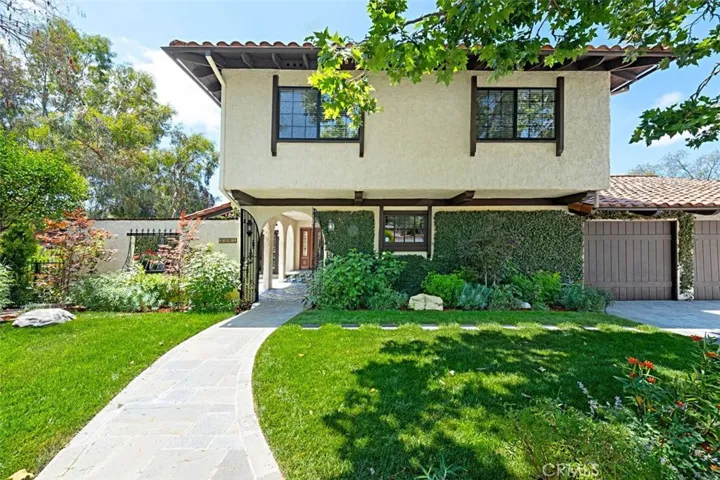 3981 Black Bird Way, Calabasas, California 91302
