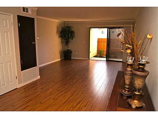 8000 University Ave 304, La Mesa, California 91942