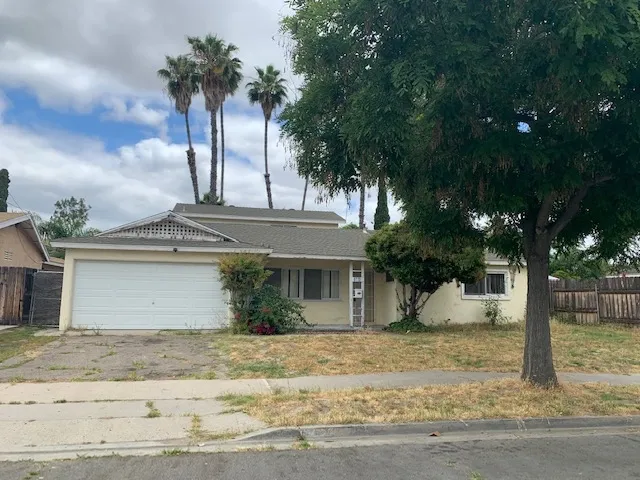 9772 Abbeyfield, Santee, California 92071