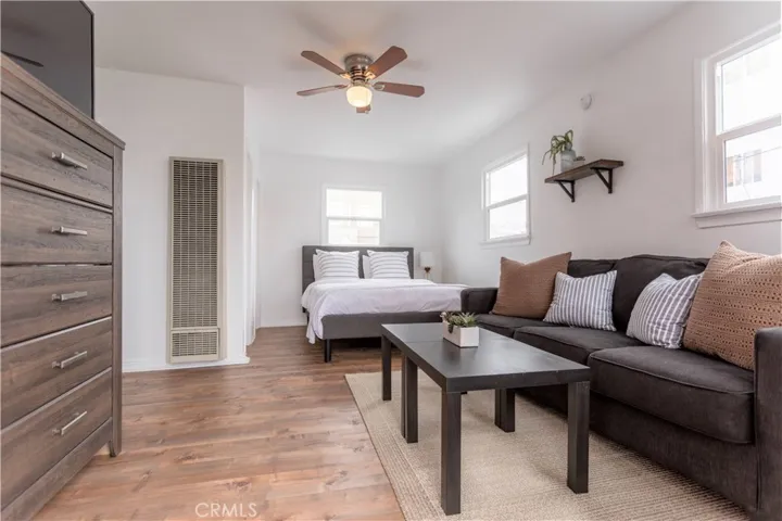 18 Breeze Avenue 4, Venice, California 90291