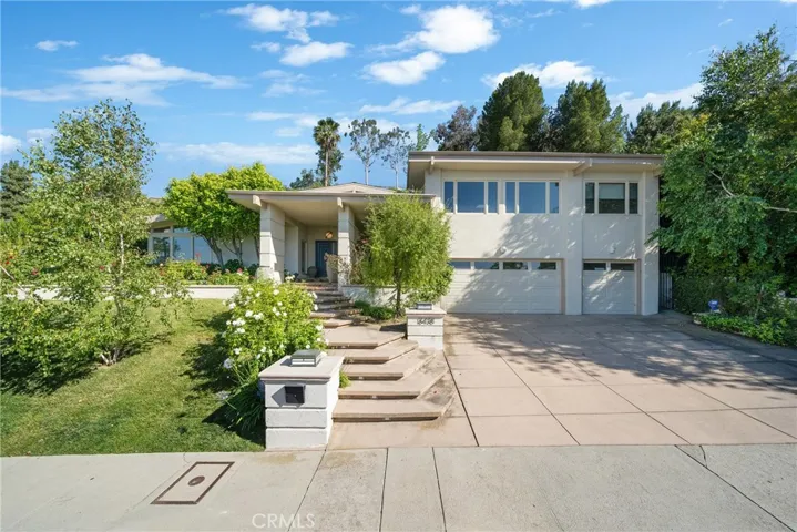 16438 Tudor Drive, Encino, California 91436