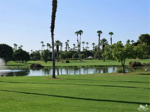 LAKE, FAIRWAY AND MOUNTAIN VIEWS