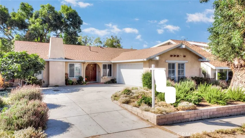 21132 Kingscrest Drive, Saugus, California 91350