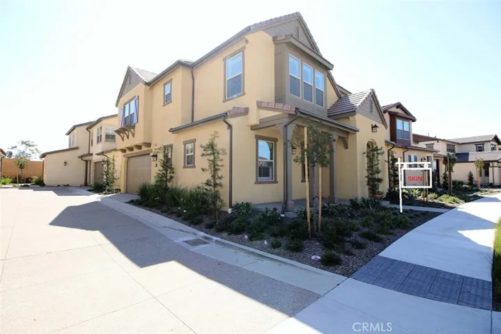 197 Barnes Road, Tustin, California 92782