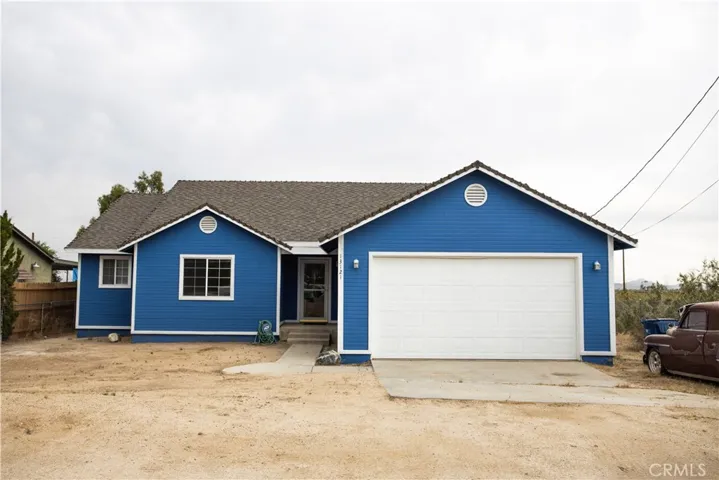13121 E Avenue V11, Pearblossom, California 93553