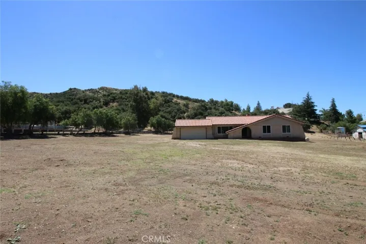 18438 Texas Canyon Road, Saugus, California 91390
