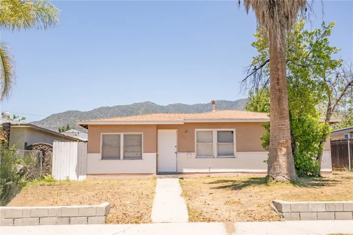 501 E Walnut Avenue, Monrovia, California 91016