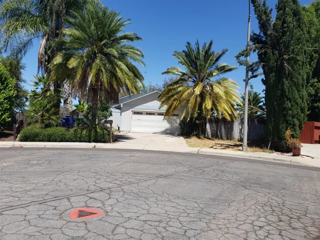 8618 Rosada Court, El Cajon, California 92021