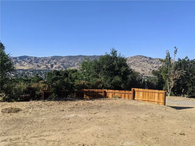 1087 Loma Lane, Simi Valley, California 93063