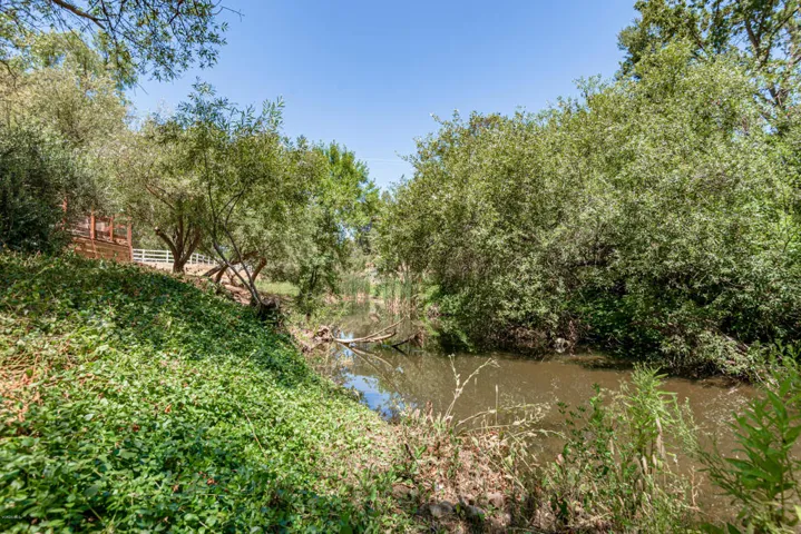 10 - Stream