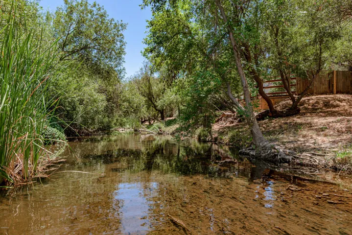 15 - Stream