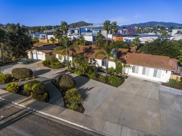 1725 La Valhalla Pl, El Cajon, California 92019