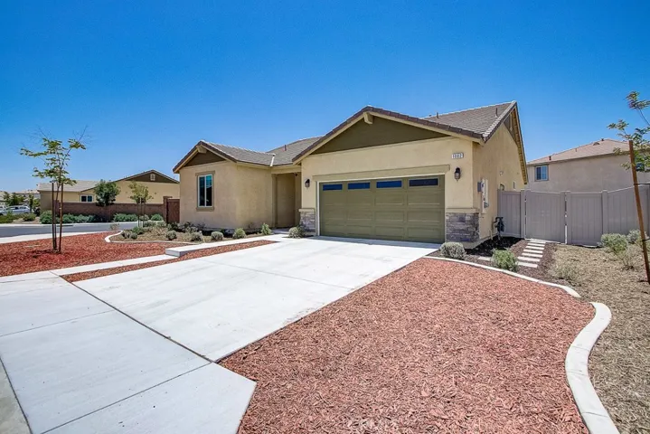 1002 Bordeaux Lane, San Jacinto, California 92582