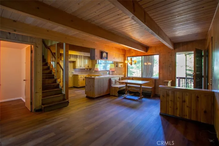 257 S State Hwy 173 Drive, Lake Arrowhead, California 92352