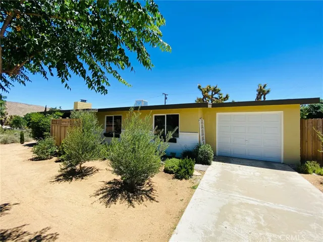 7693 Shawnee, Yucca Valley, California 92284