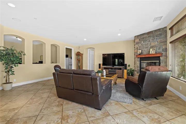 16101 Highland Pass Circle, Chino Hills, California 91709