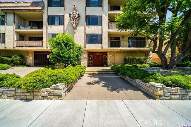 321 E Stocker Street 102, Glendale, California 91207