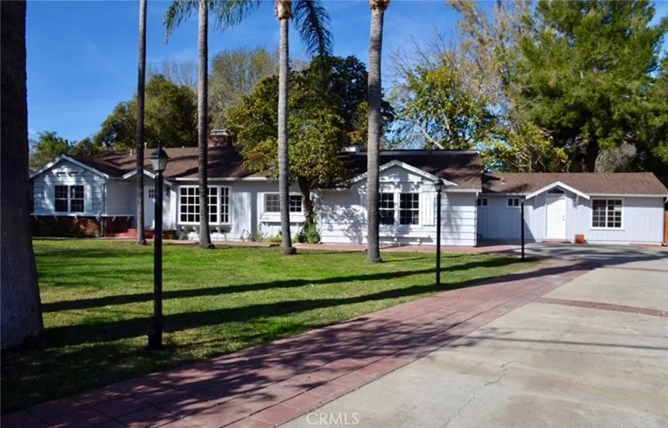 22925 Ostronic Drive, Woodland Hills, California 91367