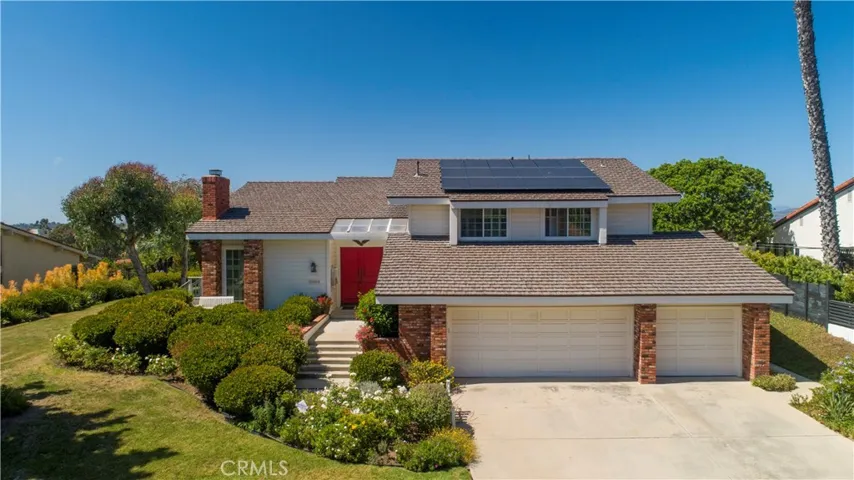 1328 Via Mil Cumbres, Solana Beach, California 92075