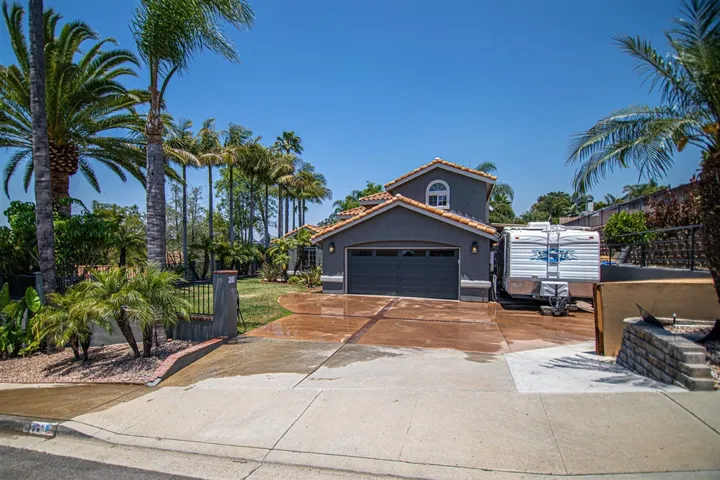 978 Sierra Ct, Vista, California 92081