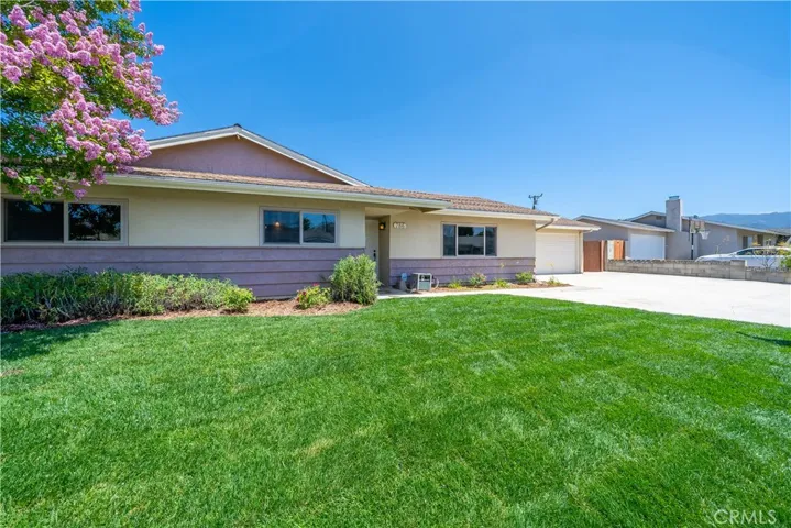 786 Rudman Drive, Newbury Park, California 91320