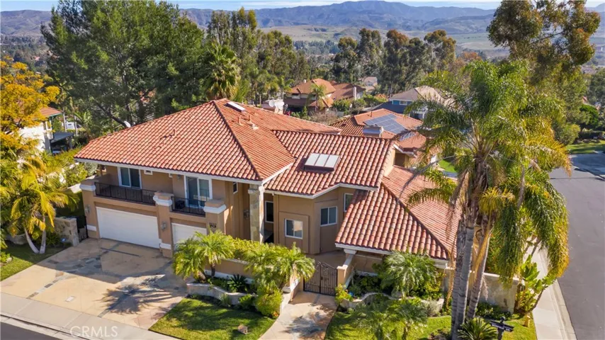 9692 Norfolk Drive, North Tustin, California 92705