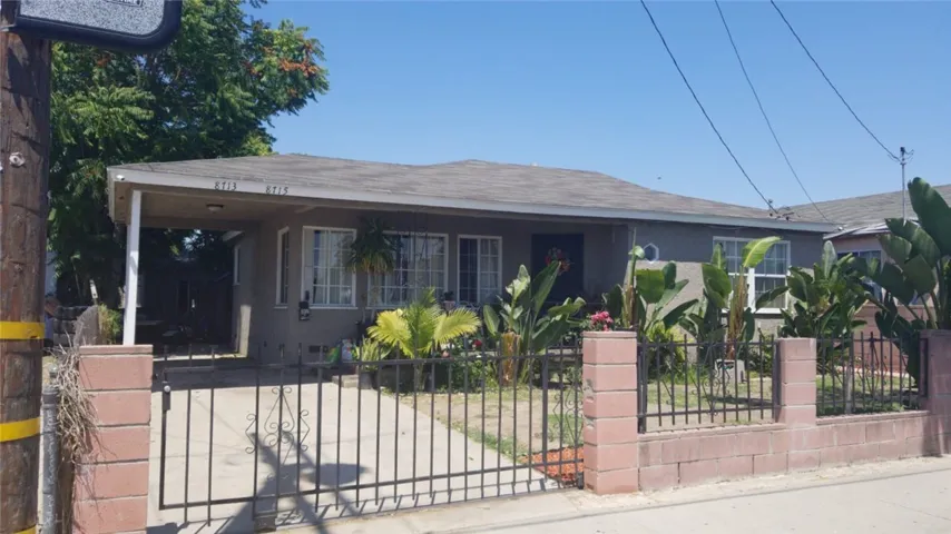 8713 Holmes Avenue, Los Angeles, California 90002