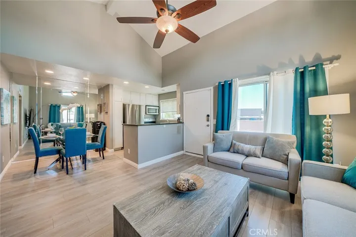 24474 Valle Del Oro 204, Newhall, California 91321