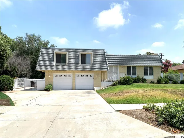 2321 Prince Albert Drive, Riverside, California 92507