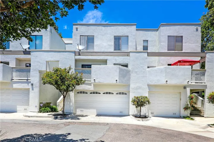 166 N Singingwood Street 9, Orange, California 92869