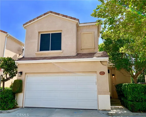 27864 Crown Court Circle 82, Valencia, California 91354