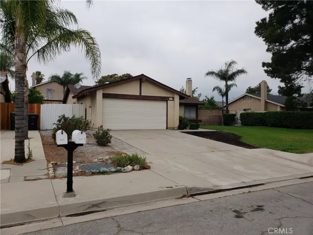 5082 Citadel, San Bernardino, California 92407