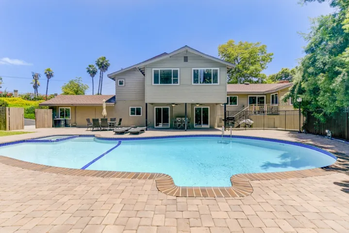 11621 Vernette Ct, El Cajon, California 92020