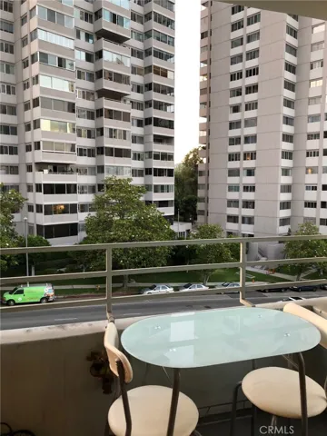 10336 Wilshire Boulevard 401, Los Angeles, California 90024