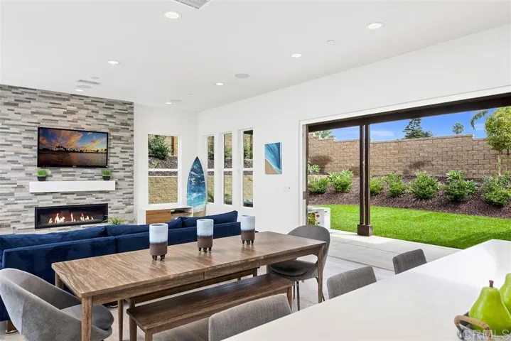 715 Adelaide Circle, Encinitas, California 92024