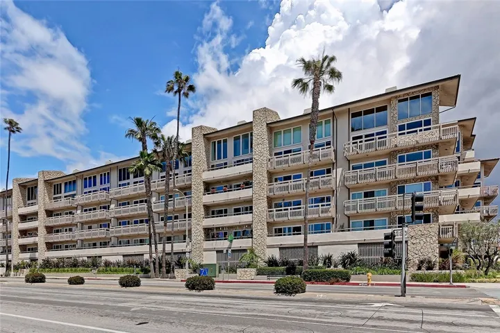 230 S Catalina Avenue 101, Redondo Beach, California 90277