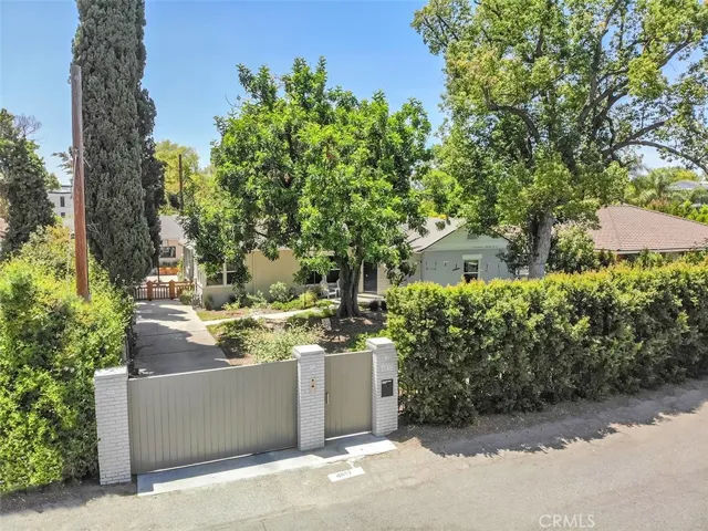 4817 Morella Avenue, Valley Village, California 91607