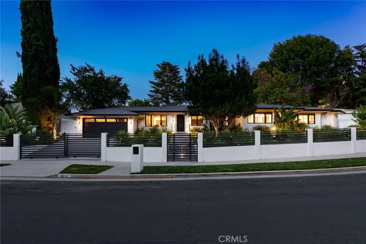 4216 Sherman Oaks Avenue, Sherman Oaks, California 91403